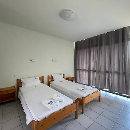 Hotell Benitses Arches 2*