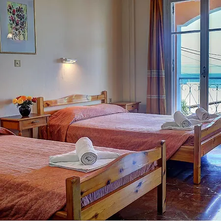 Benitses Arches Hotell 2*